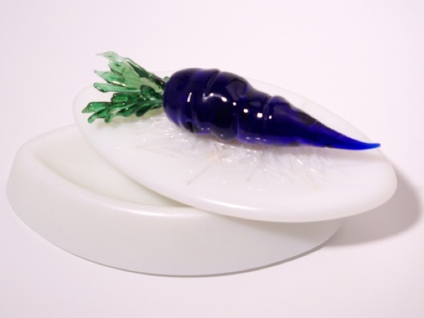 Elliptical Box with Blue Carrot